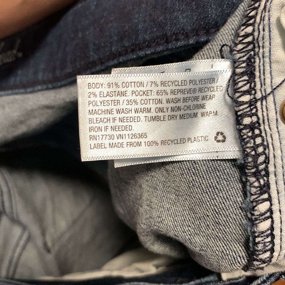 Universal Thread Distressed Cuffed Jean Shorts - image 5